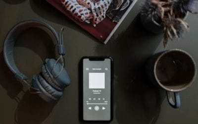 ¿Qué es un podcast, para qué sirve y cómo crear uno en 2024? Pasos esenciales y consejos.